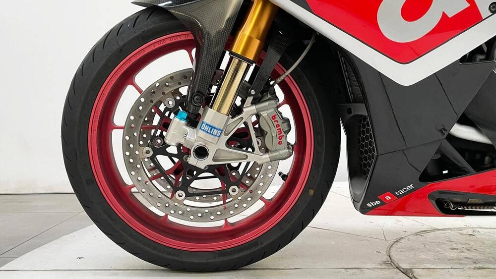 Aprilia RSV4 RF ABS (2015 - 17) (3)
