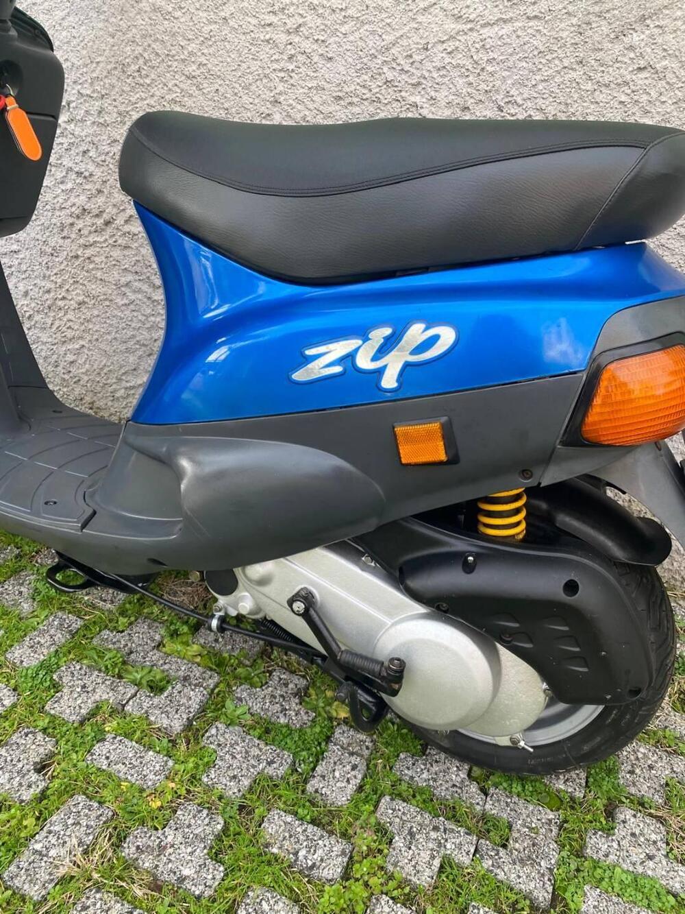 Piaggio Zip 50 Base (2)