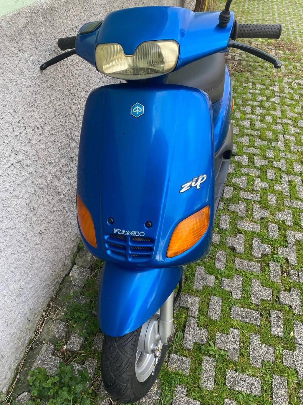 Piaggio Zip 50 Base (7)
