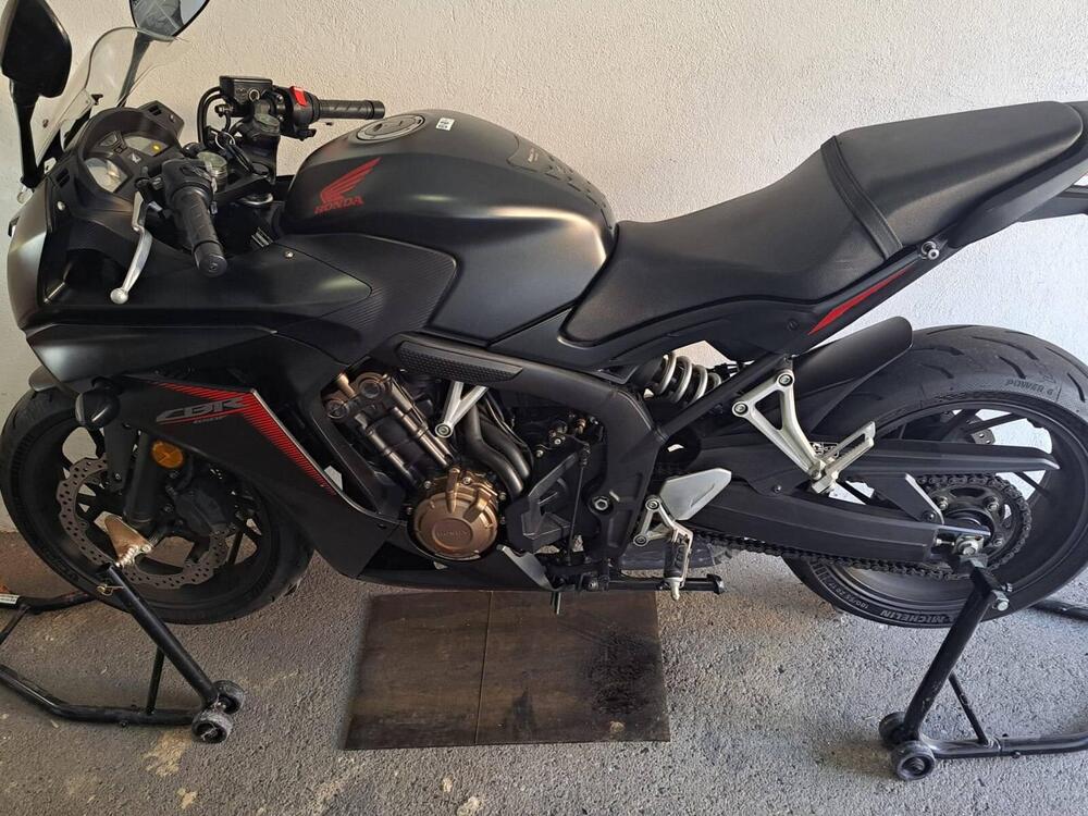 Honda CBR 650 F (2017 - 18)