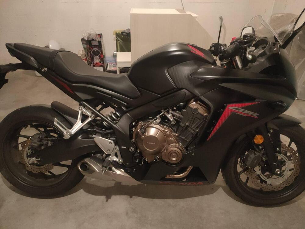 Honda CBR 650 F (2017 - 18) (7)