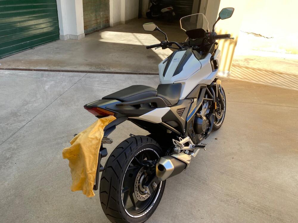 Honda NC 750 X (2025 - 26) (4)