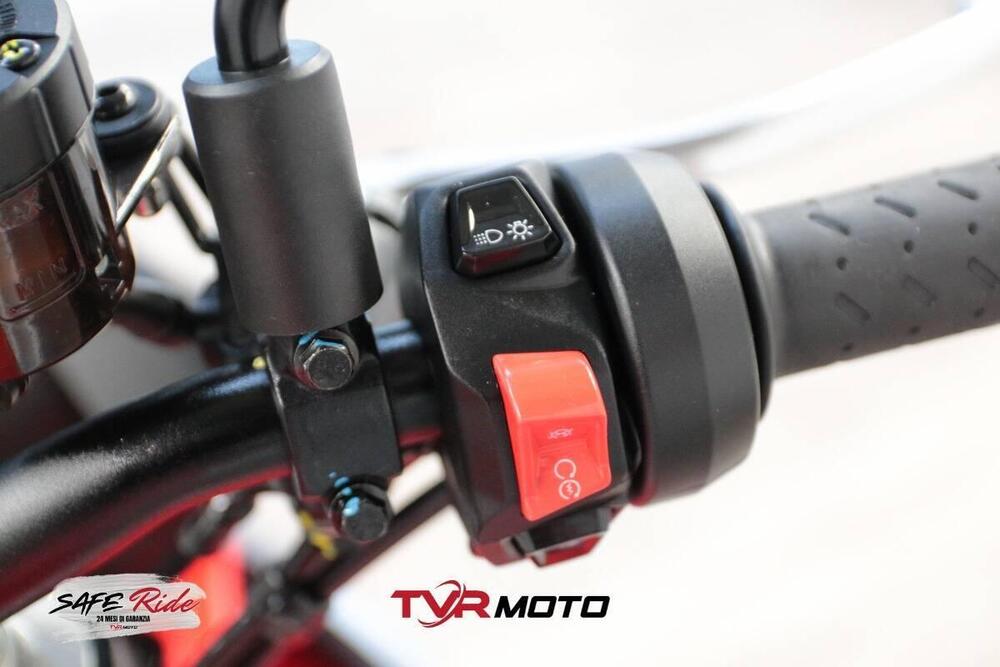 Aprilia Tuono 660 (2021 - 25) (18)