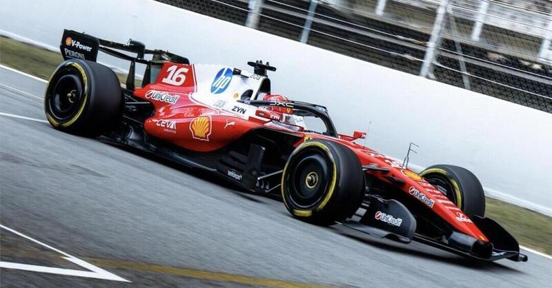 Charles Leclerc in pista con la SF-26 a Barcellona