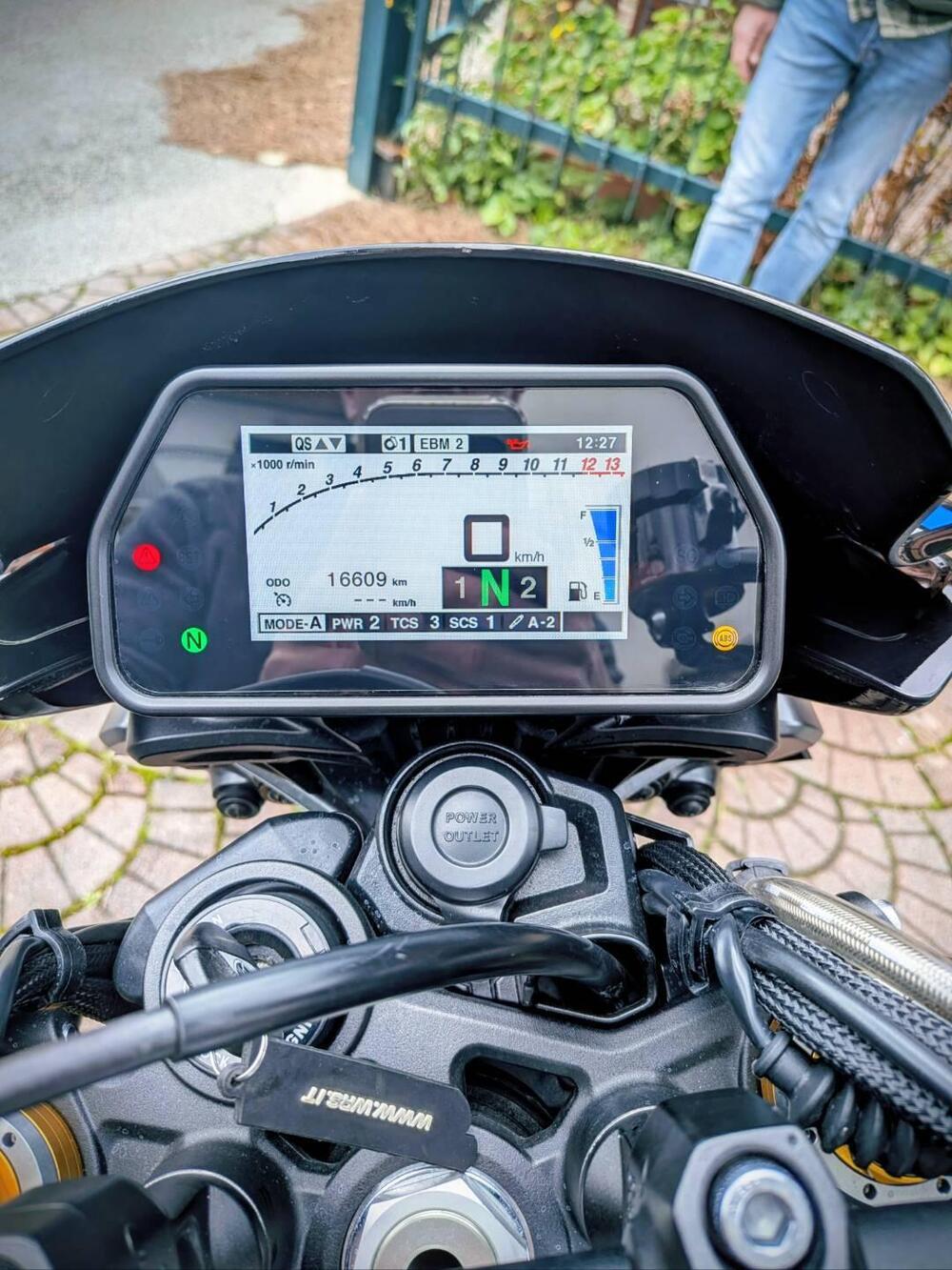 Yamaha MT-10 SP (2022 - 25) (6)