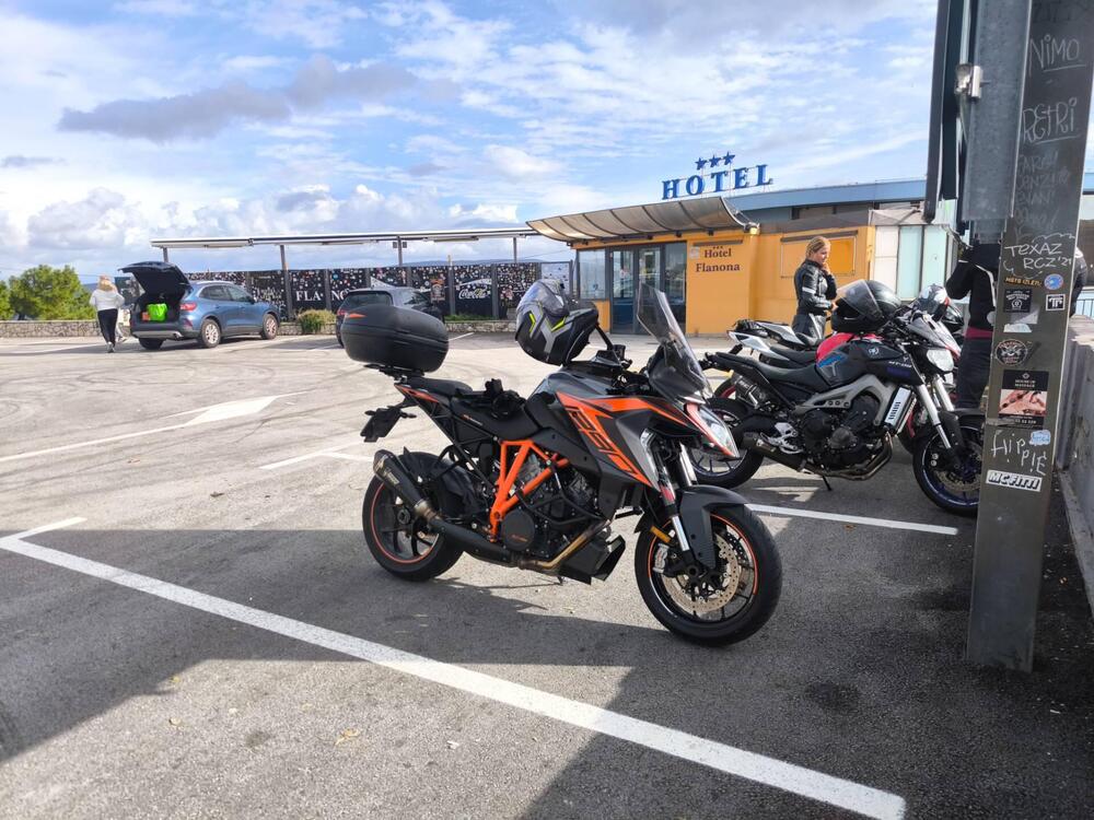 KTM 1290 Super Duke GT (2019 - 20)
