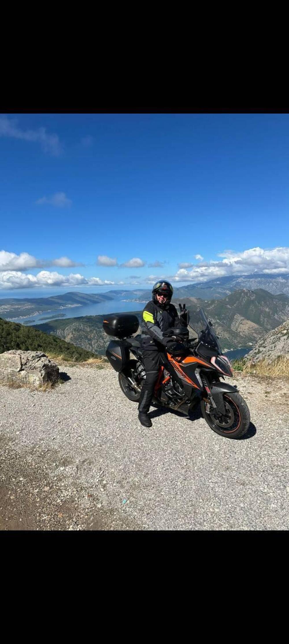 KTM 1290 Super Duke GT (2019 - 20) (3)