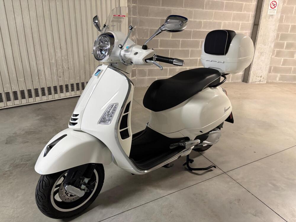 Vespa GTS 300 Hpe (2021 - 22)