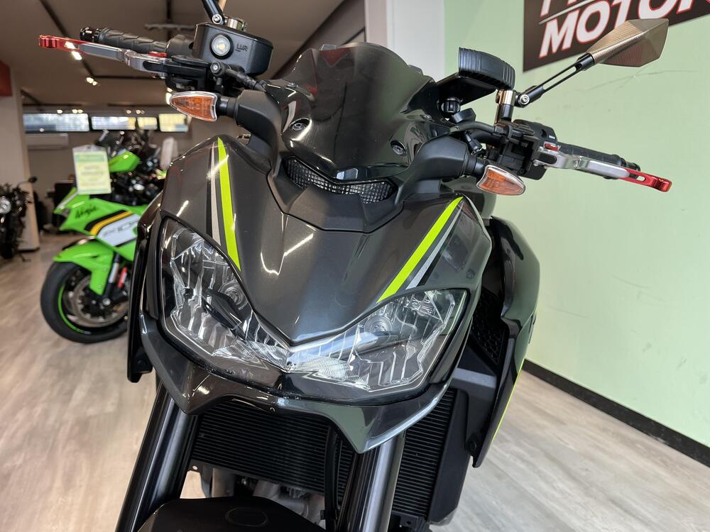 Kawasaki Z 900 (2017 - 18) (3)