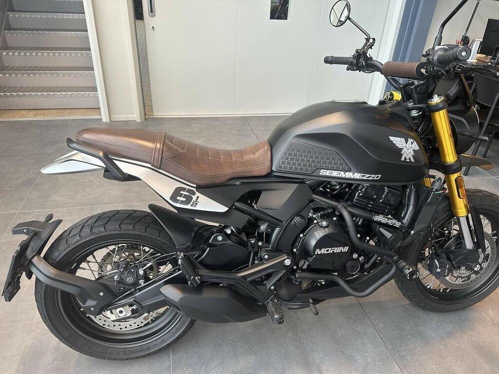 Moto Morini SEIEMMEZZO SCR (2022 - 26) (3)