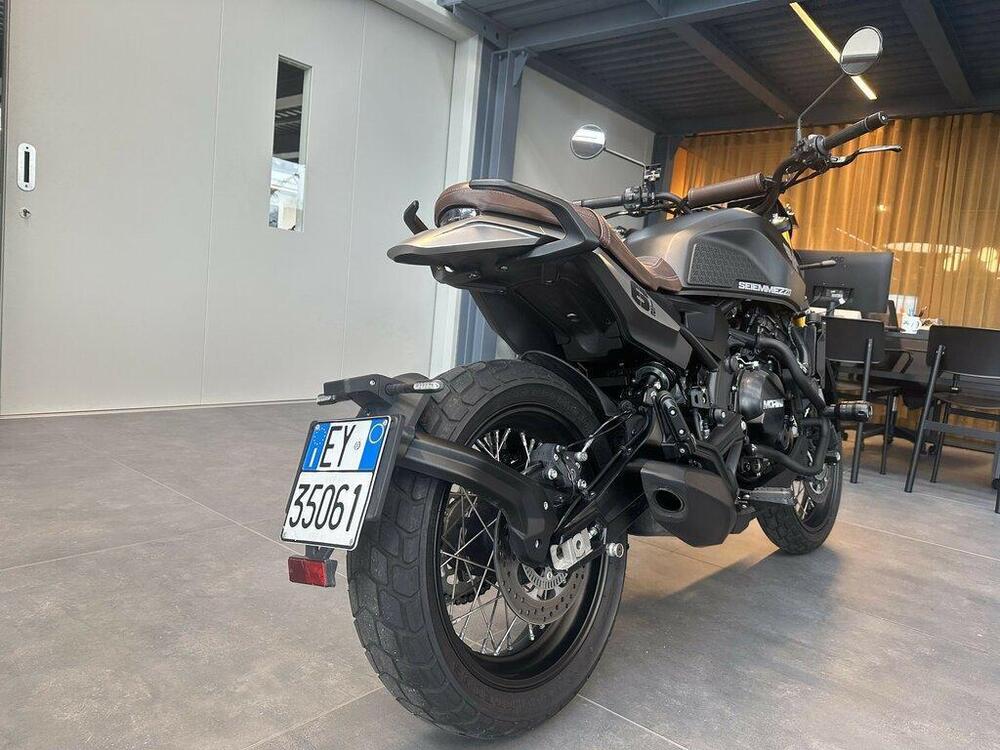 Moto Morini SEIEMMEZZO SCR (2022 - 26) (9)