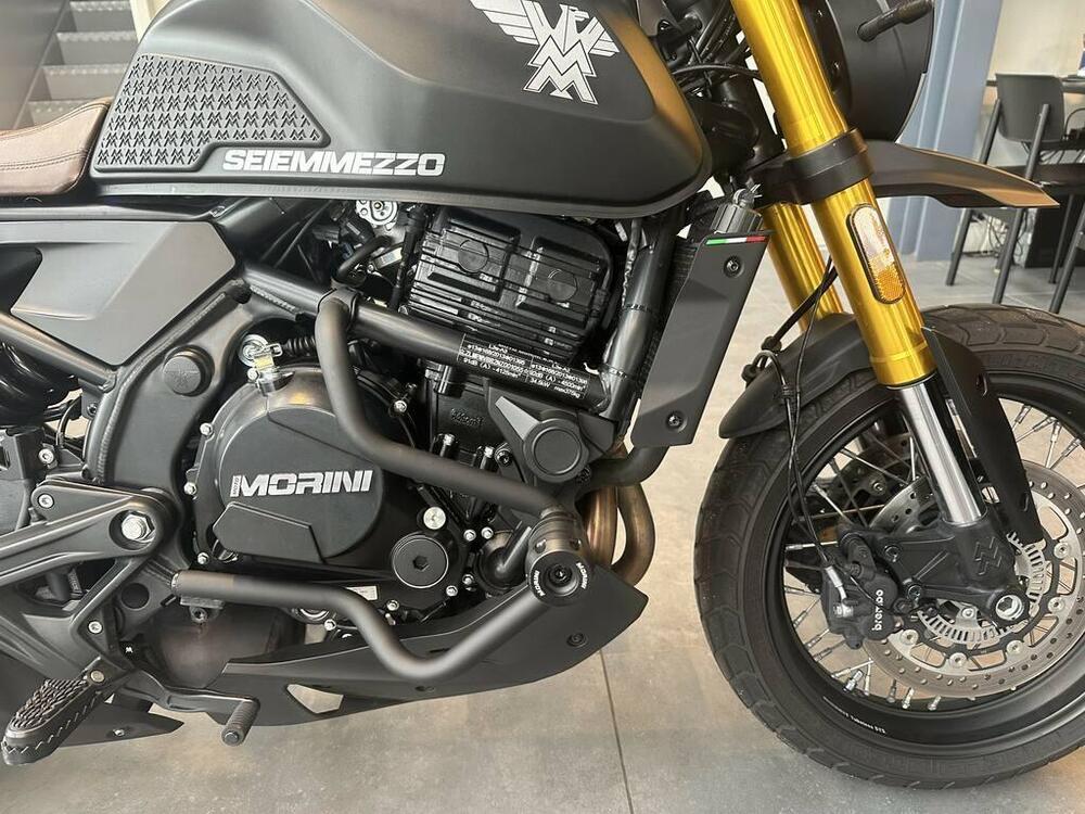 Moto Morini SEIEMMEZZO SCR (2022 - 26) (4)