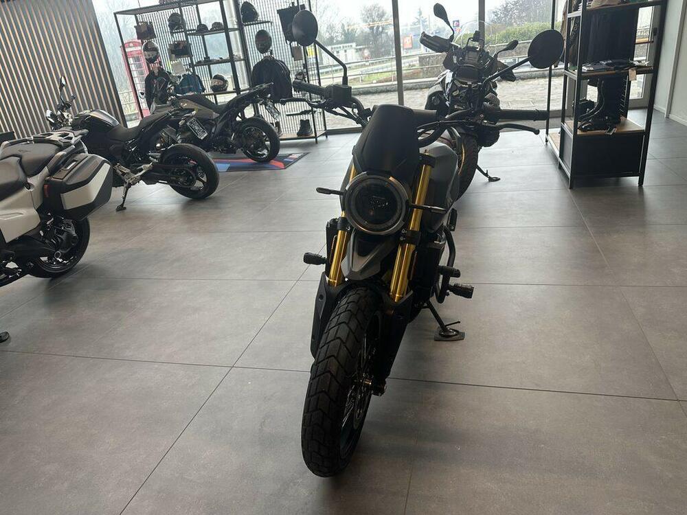 Moto Morini SEIEMMEZZO SCR (2022 - 26) (8)