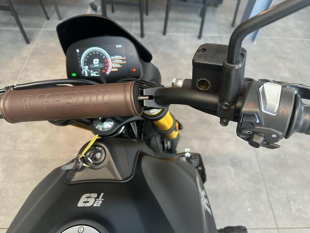 Moto Morini SEIEMMEZZO SCR (2022 - 26) (11)