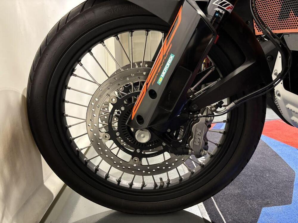 KTM 890 Adventure (2022) (10)