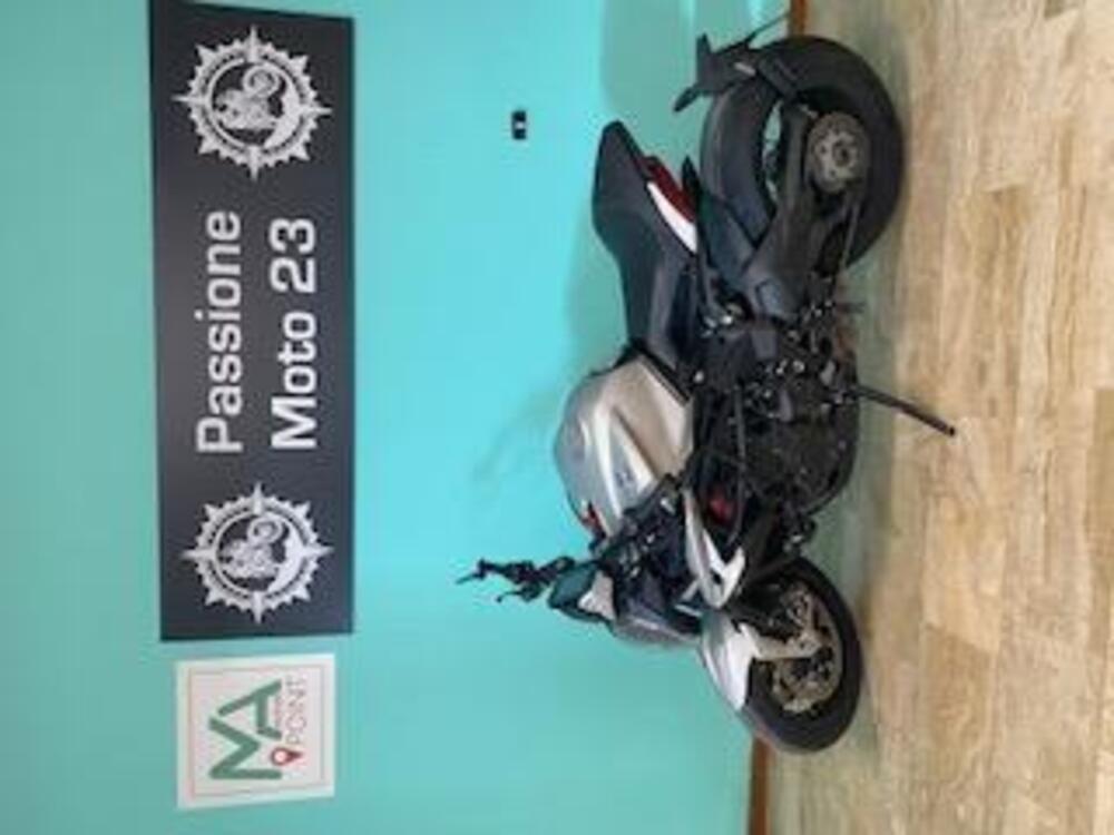 MV Agusta Dragster 800 RR (2021 - 23) (2)