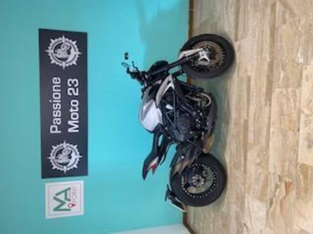 MV Agusta Dragster 800 RR (2021 - 23) (4)