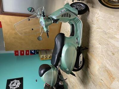 Piaggio Vespa 200 PX usata