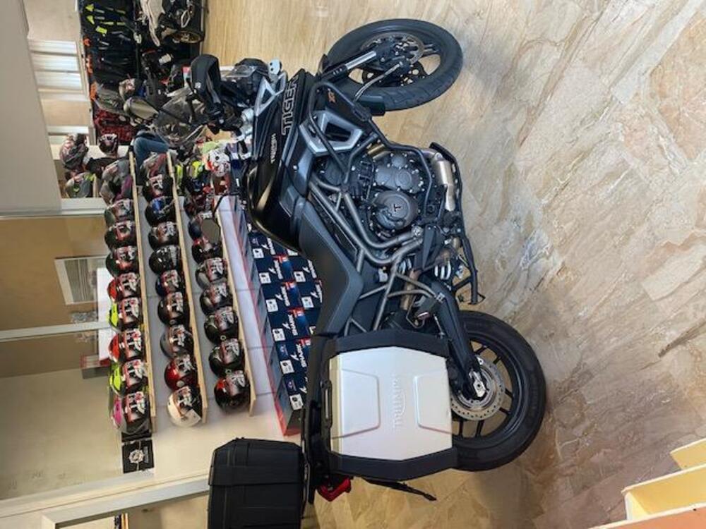 Triumph Tiger 800 XRx (2017 - 18) (3)