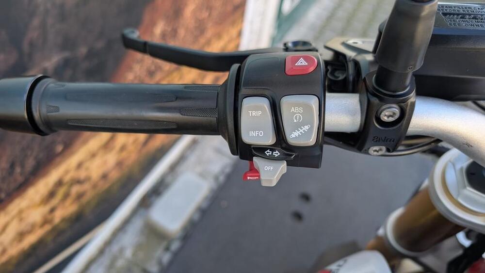 Bmw R 1200 R (2011 - 14) (6)