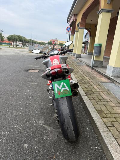 MV Agusta Brutale 910 R (2006 - 11) usata