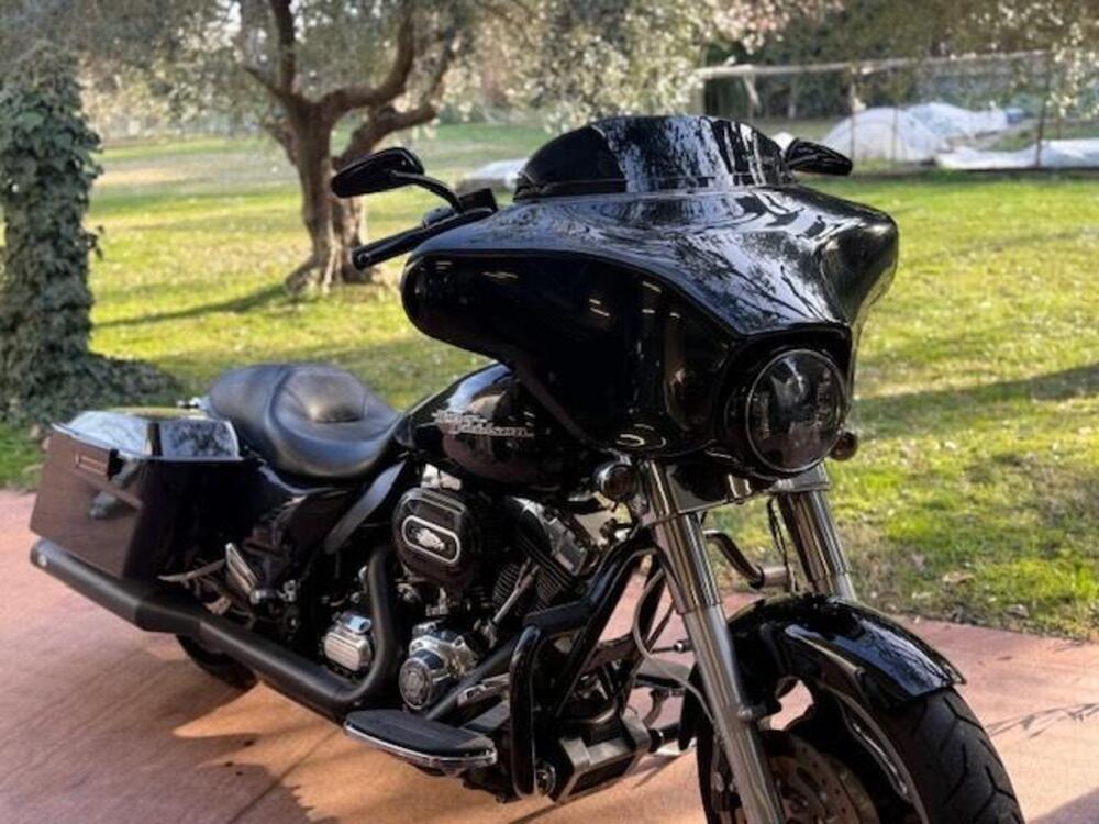 Harley-Davidson 1690 Street Glide Special (2014 - 16) - FLHX (6)