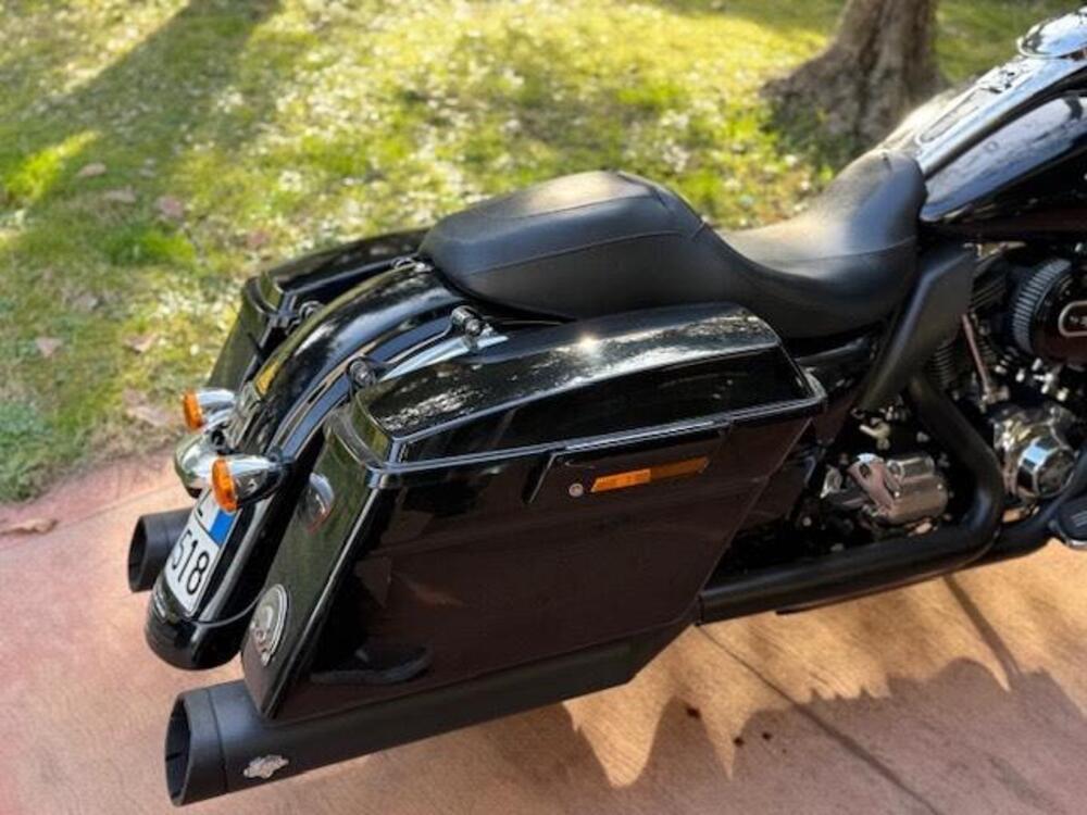 Harley-Davidson 1690 Street Glide Special (2014 - 16) - FLHX (9)