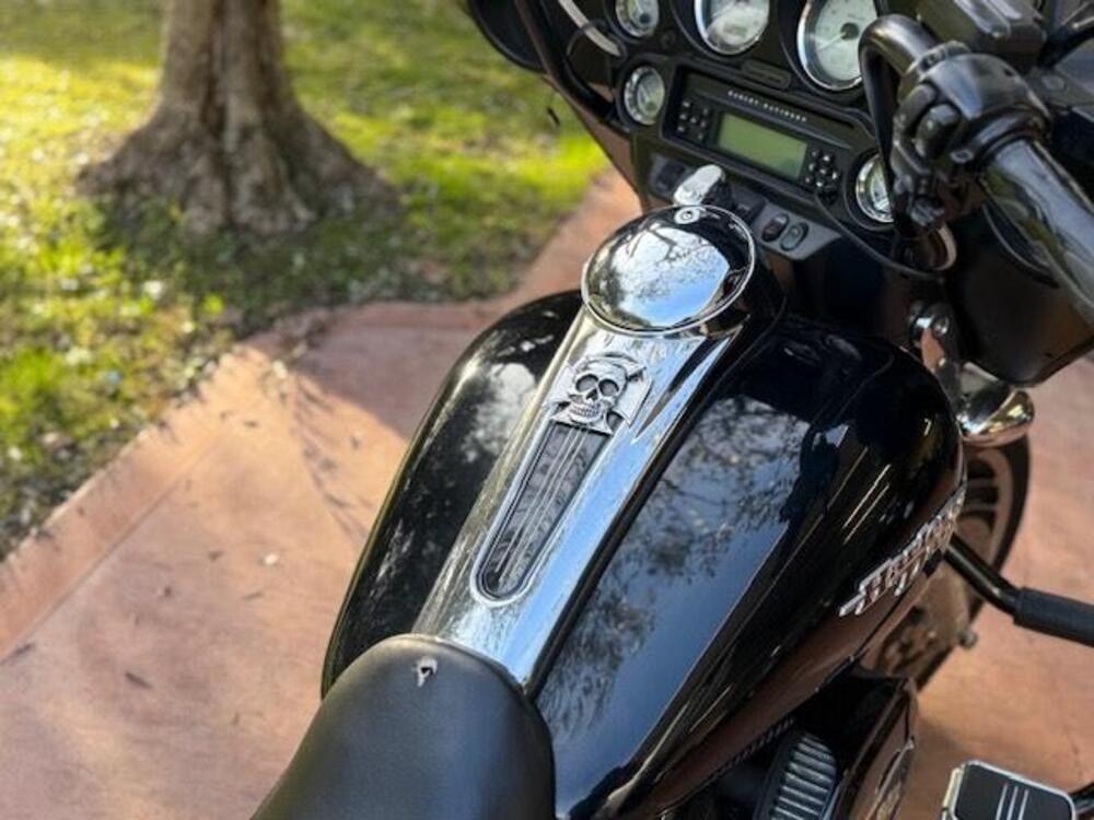 Harley-Davidson 1690 Street Glide Special (2014 - 16) - FLHX (10)