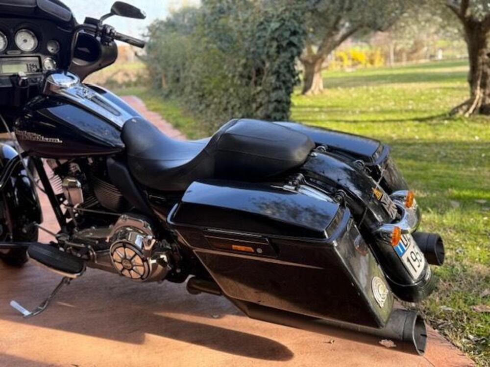 Harley-Davidson 1690 Street Glide Special (2014 - 16) - FLHX (17)