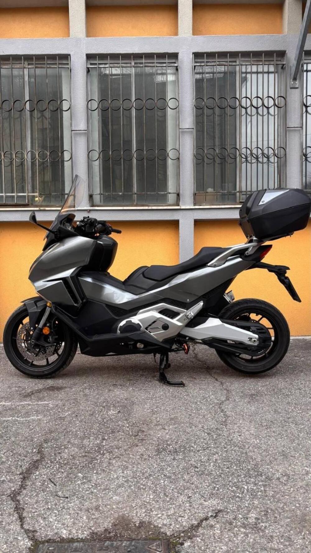Honda Forza 750 DCT (2021 - 24) (16)