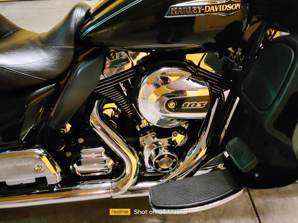 Harley-Davidson 1690 Electra Glide Ultra Classic (2014 - 16) - FLHTCU (6)