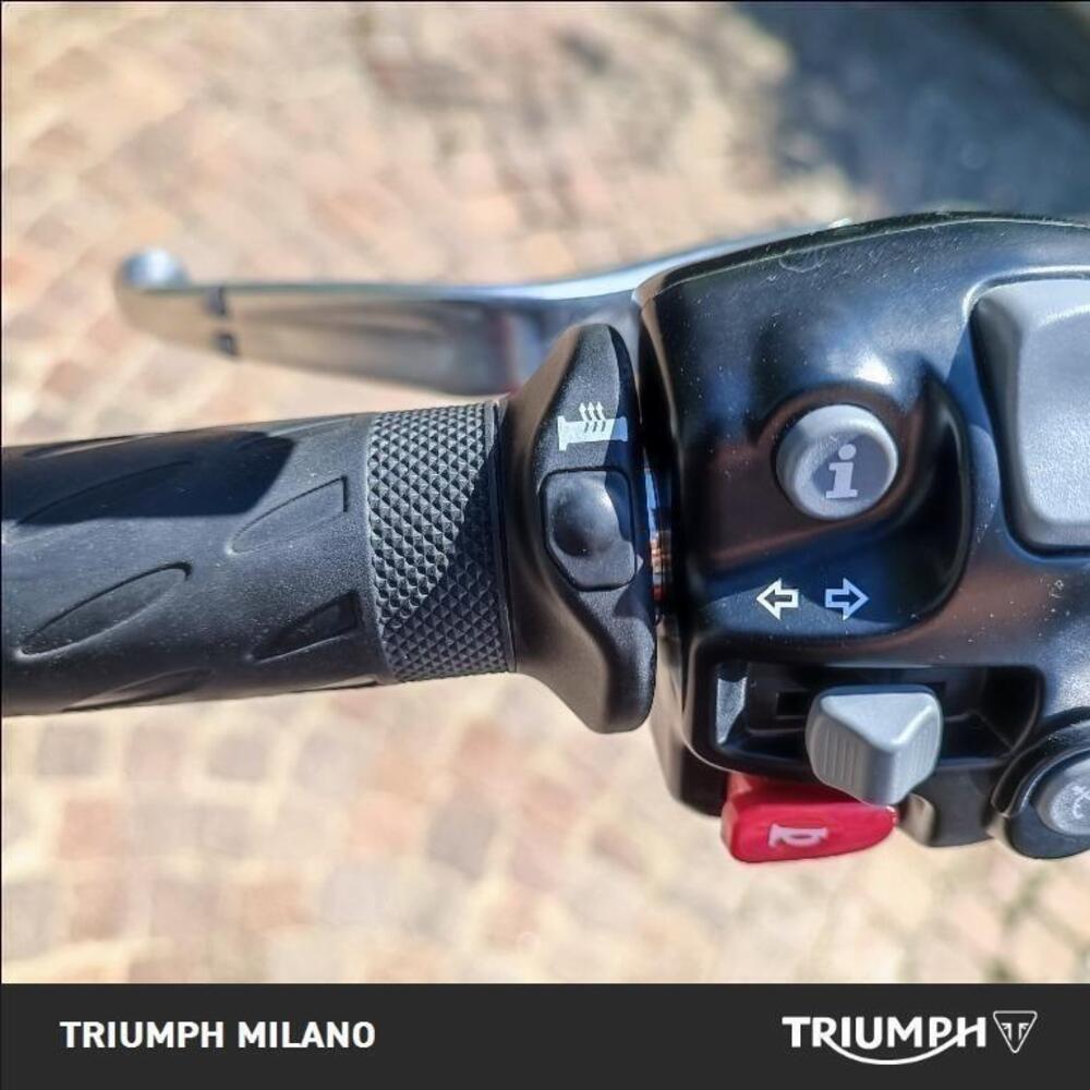 Triumph Bonneville Speedmaster 1200 Chrome Edition (2023) (12)