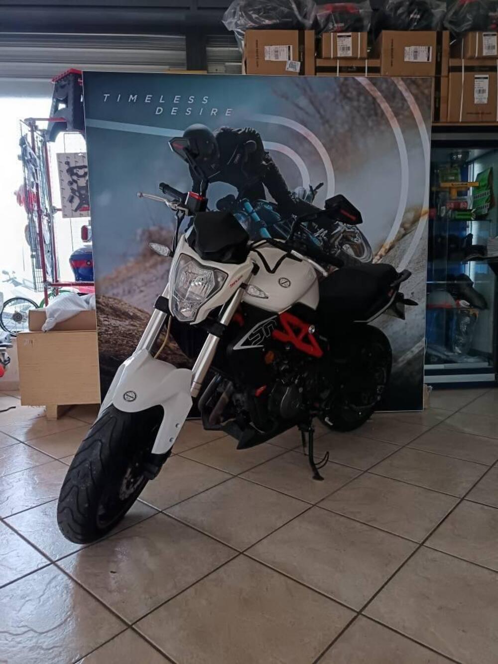 Benelli BN 302 (2014 - 16) (3)