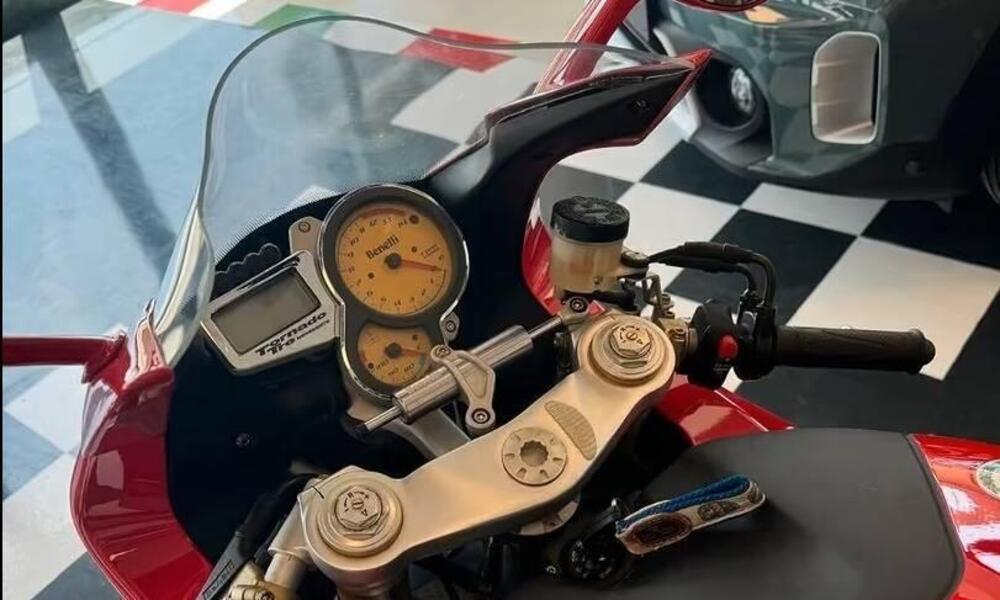 Benelli Tornado 900 Tre (2003 - 06) (7)