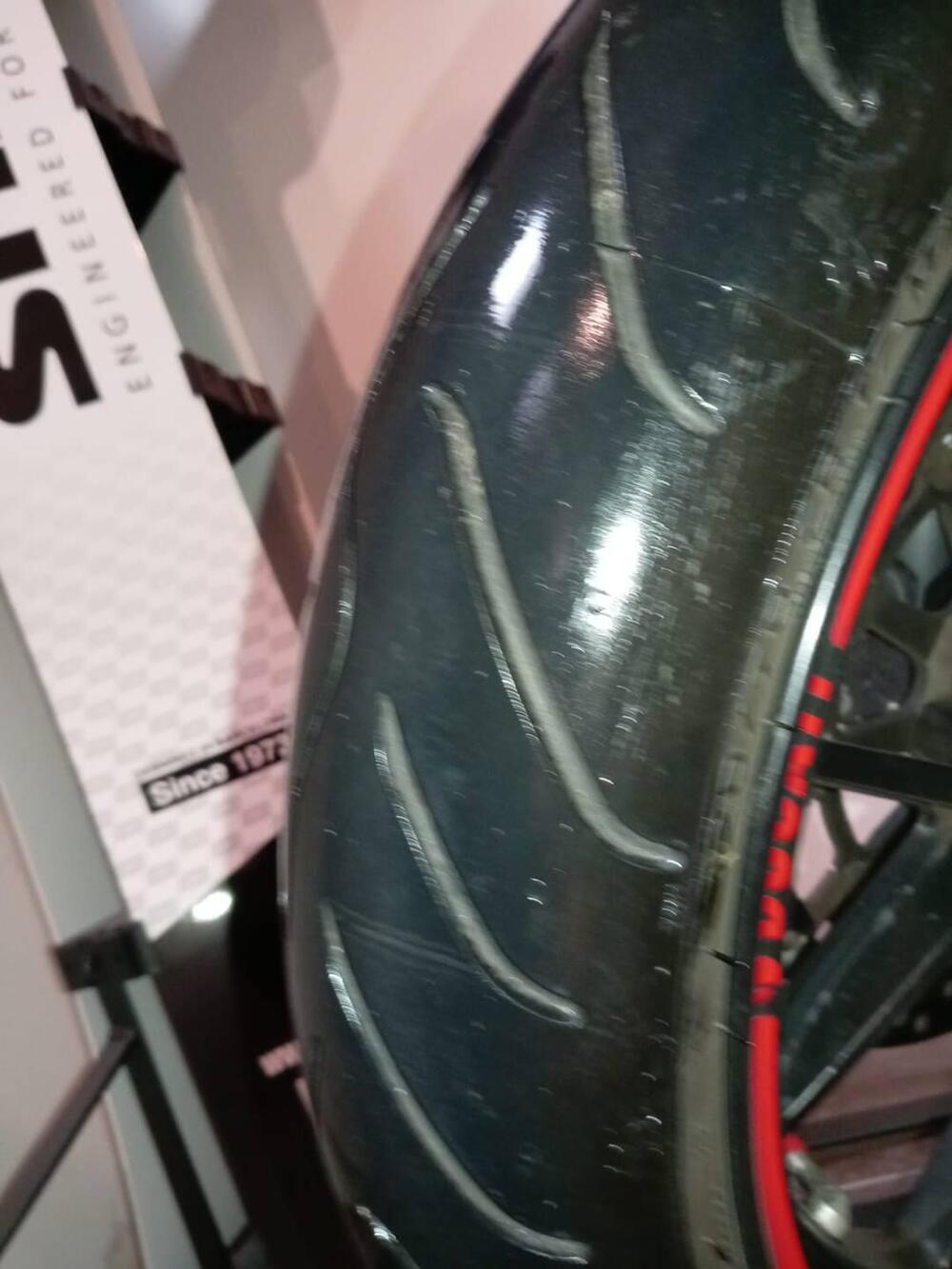 Ducati Hypermotard 1100 (2007 - 09) (8)