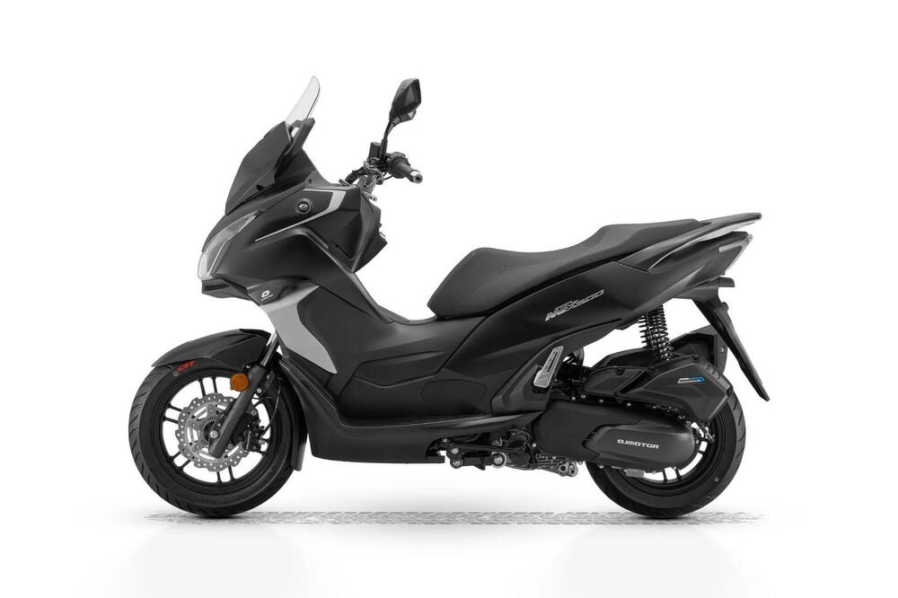 QJ Motor MTX 300 (2025 - 26) (4)