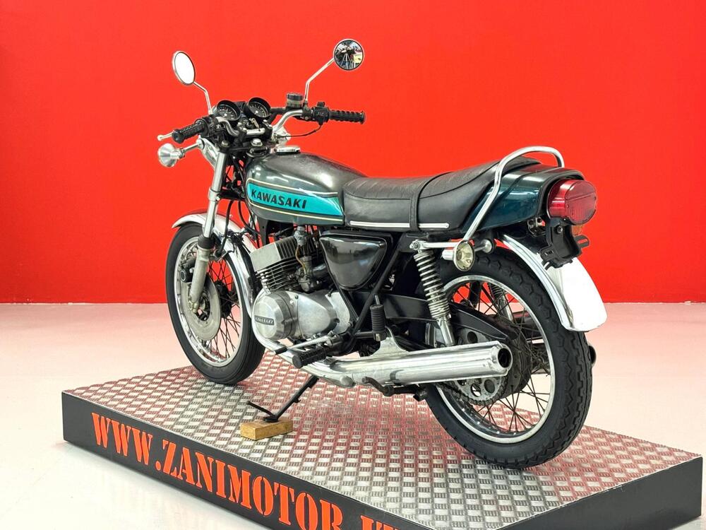 Kawasaki 400 MACH II 2 TEMPI 3 CILINDRI (6)