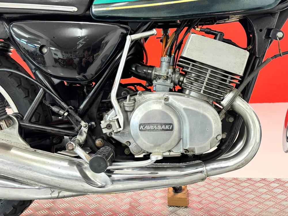 Kawasaki 400 MACH II 2 TEMPI 3 CILINDRI (10)