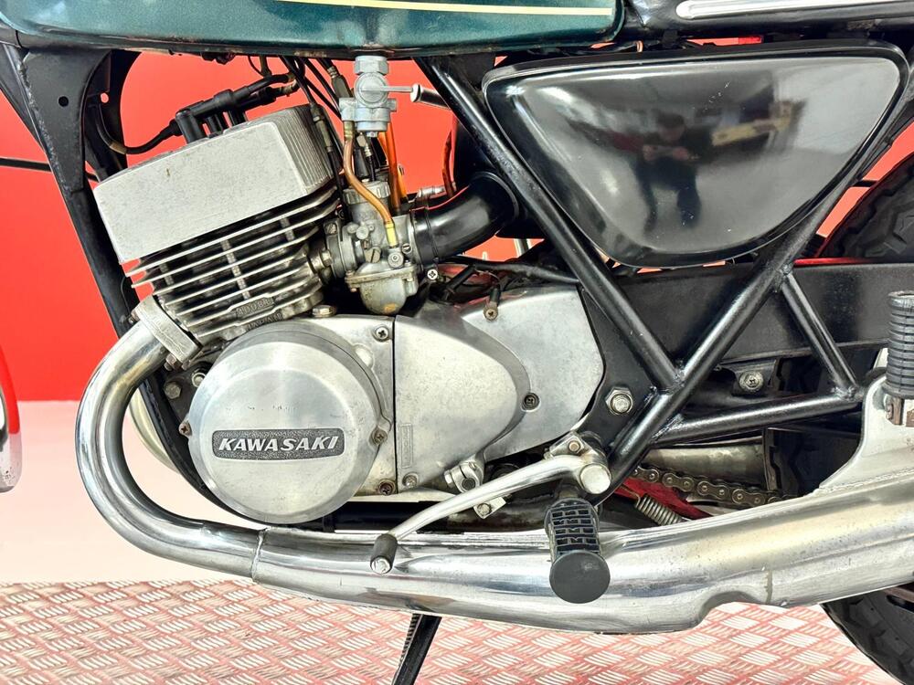 Kawasaki 400 MACH II 2 TEMPI 3 CILINDRI (17)