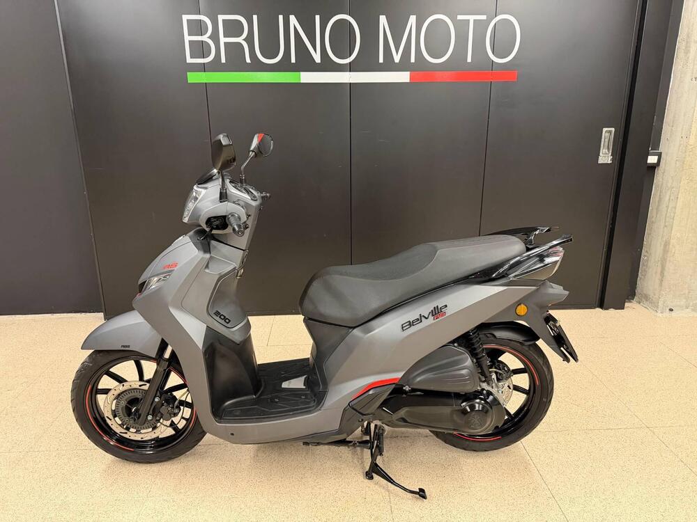 Peugeot Belville 200 RS (2017 - 19) (2)