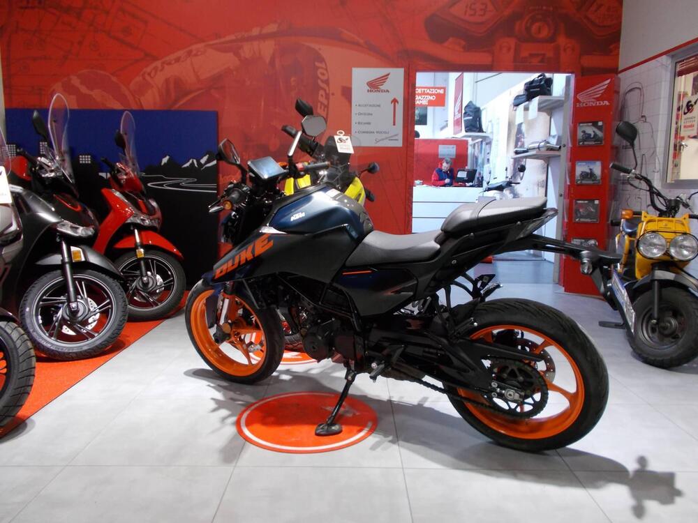 KTM 125 Duke (2024 - 25) (5)