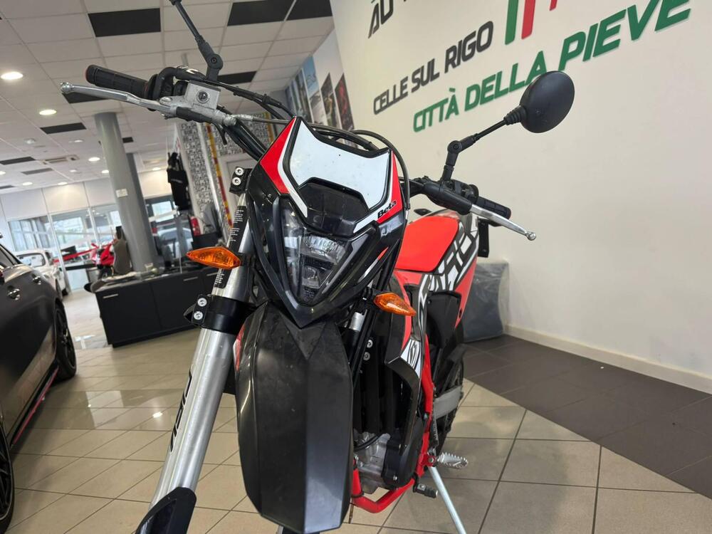 Betamotor RR 125 4T Motard LC (2021 - 23) (9)