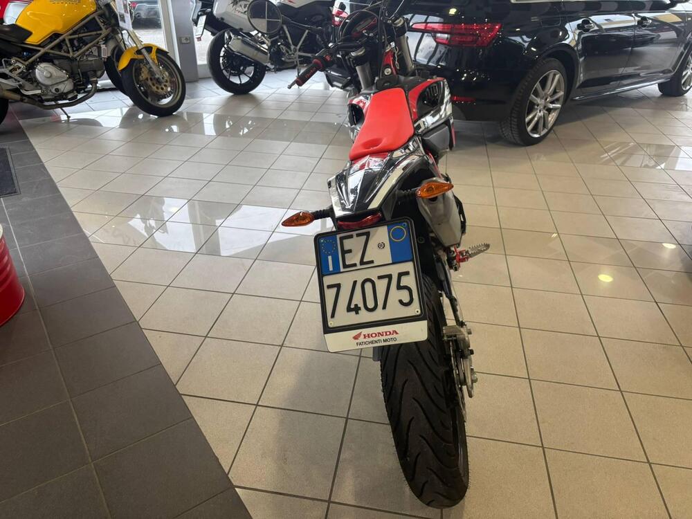 Betamotor RR 125 4T Motard LC (2021 - 23) (5)