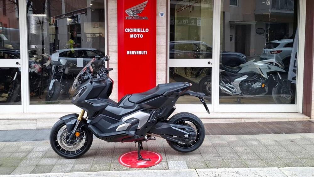 Honda X-ADV 750 DCT (2021 - 24) (2)