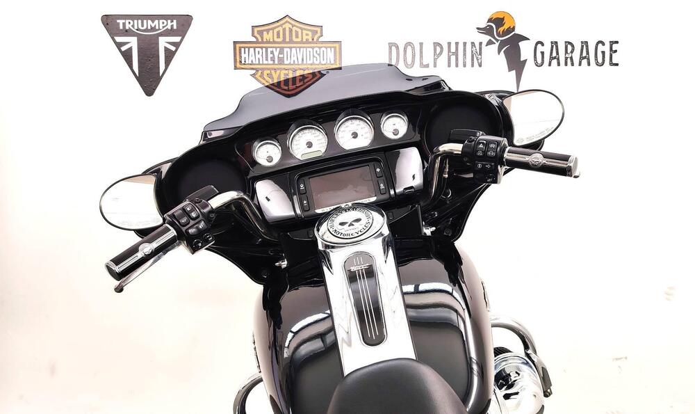 Harley-Davidson 107 Street Glide Special (2017 - 19) - FLHXS (13)