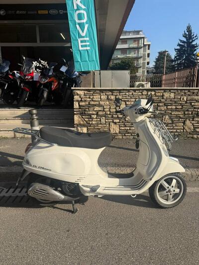 Vespa LX 125 3V (2012 - 14) usata