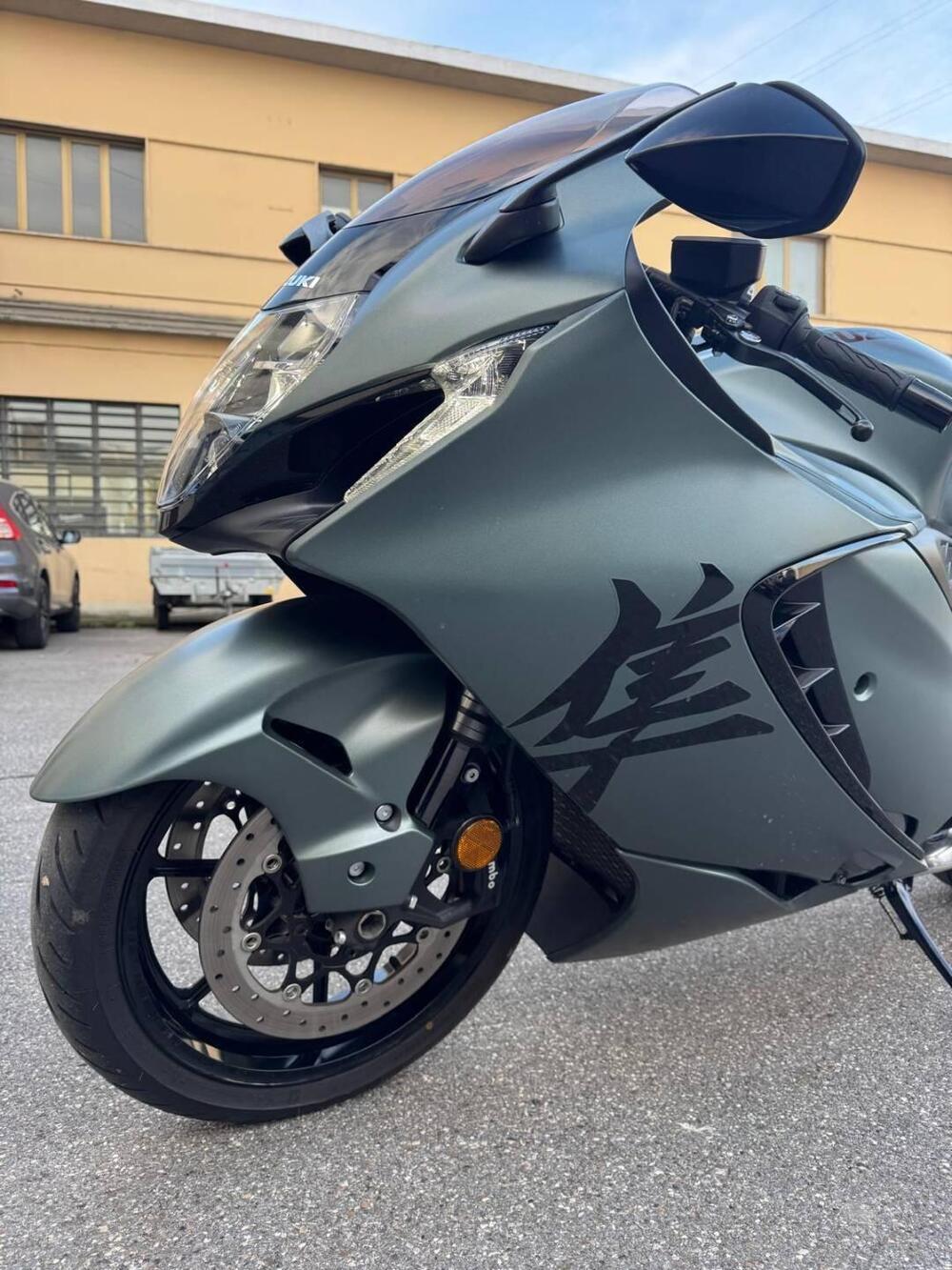 Suzuki GSX 1300 R Hayabusa (2025) (3)