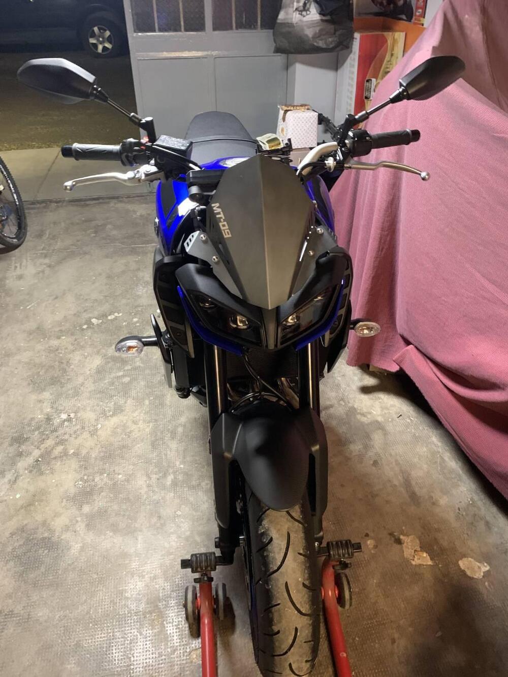 Yamaha MT-09 (2017 - 20) (4)