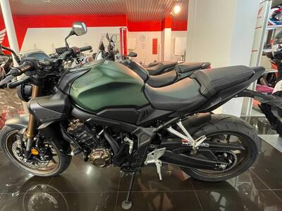 Honda CB 650 R E-Clutch (2024 - 26) nuova