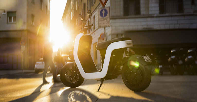 Stop 50cc in Giappone: al via gli elettrici per gli studenti, ma le criticit&agrave; non mancano